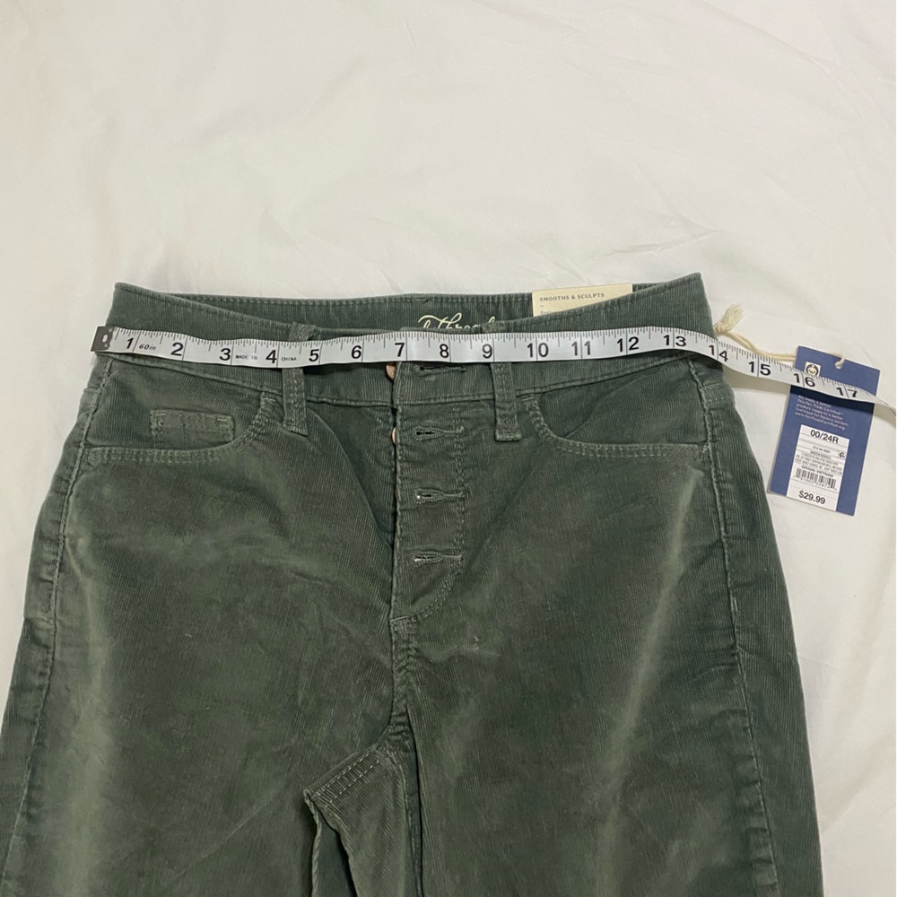 Universal Thread Goods Co. Green Corduroy High Rise Skinny Green Pants - Picture 11 of 13